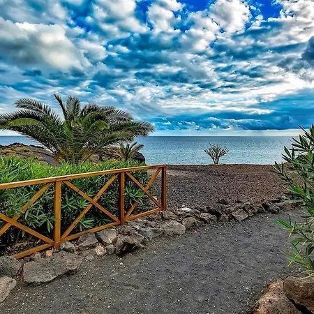Villa In Amarilla Golf
