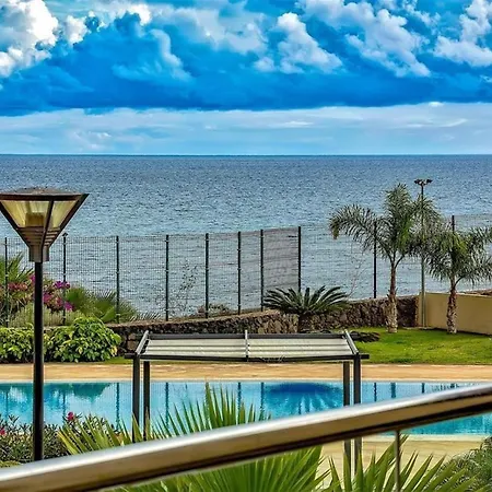Villa In Amarilla Golf *