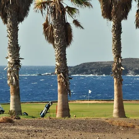Villa In Amarilla Golf *